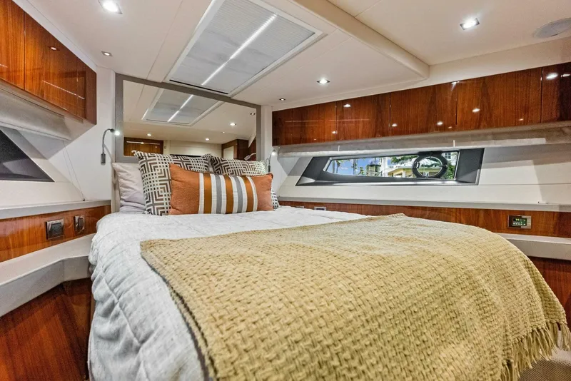 Slide: The Image of Sunseeker Manhattan 52 2020 - 59