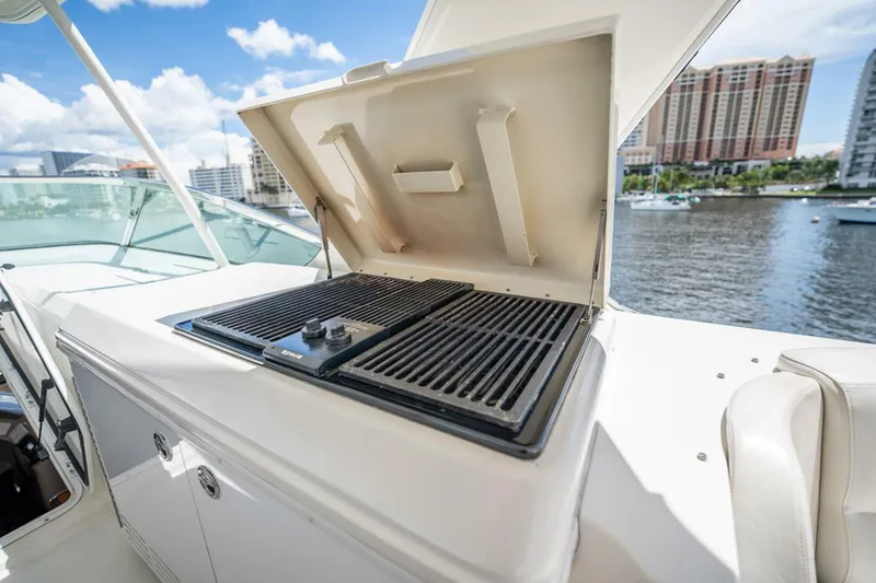 Slide: The Image of Carver Yachts 56 Voyager 2005 - 10