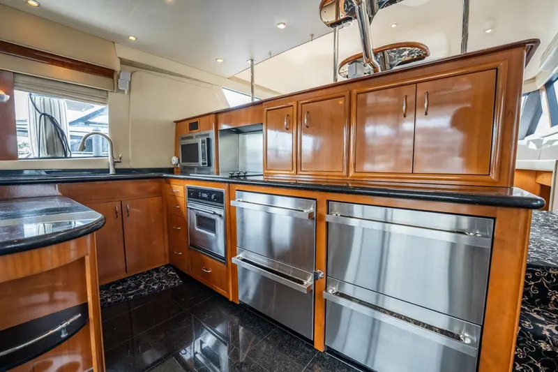 Slide: The Image of Carver Yachts 56 Voyager 2005 - 16