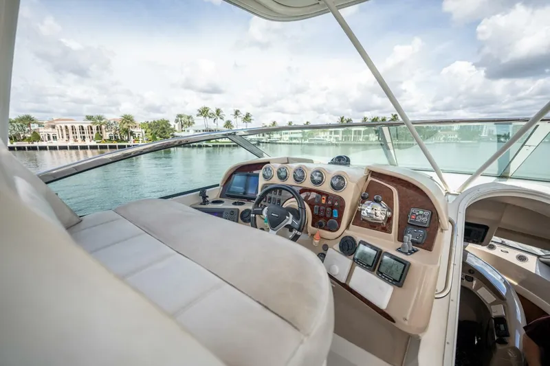Slide: The Image of Carver Yachts 56 Voyager 2005 - 8