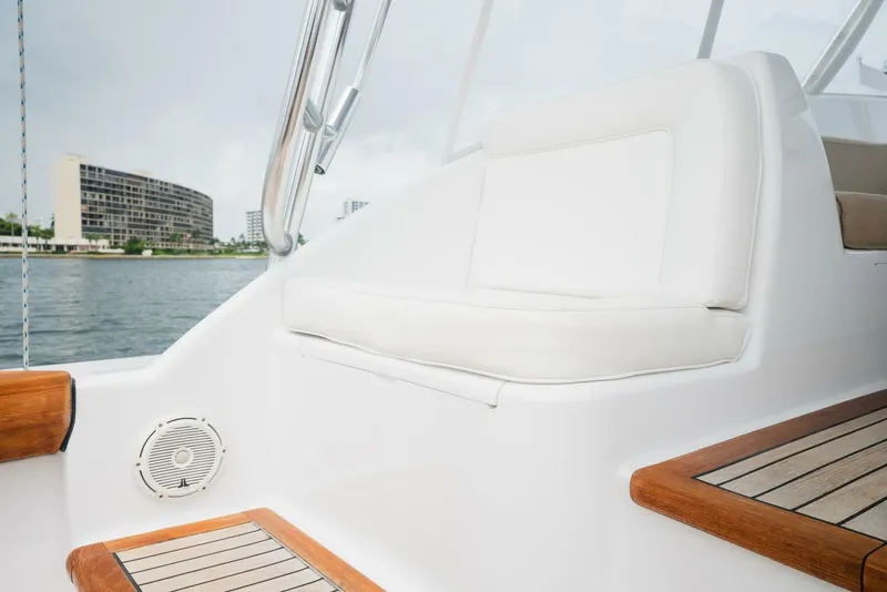 Slide: The Image of Custom Carolina Daniels Express Sportfish 2019 - 25