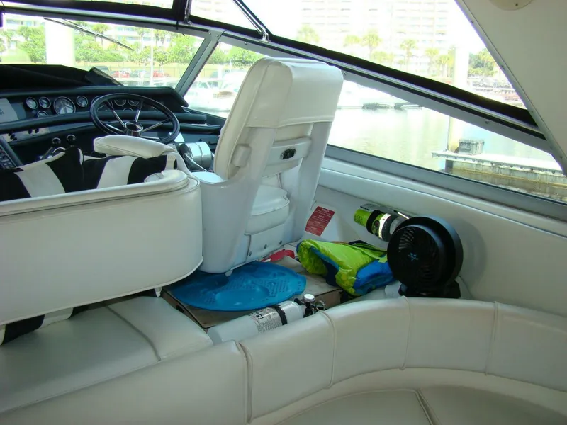 Slide: The Image of Sea Ray 480 Sundancer 1991 - 11