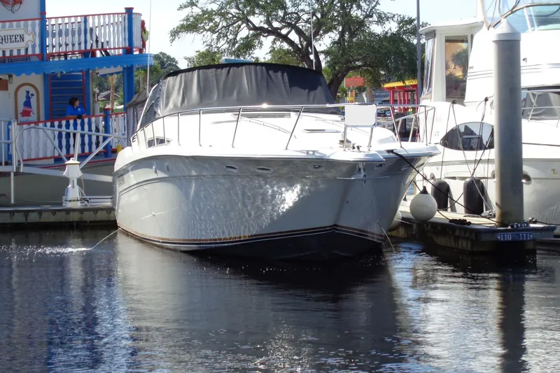 Slide: The Image of Sea Ray 480 Sundancer 1991 - 2