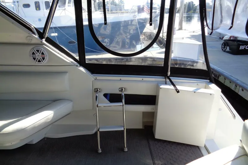 Slide: The Image of Sea Ray 480 Sundancer 1991 - 21