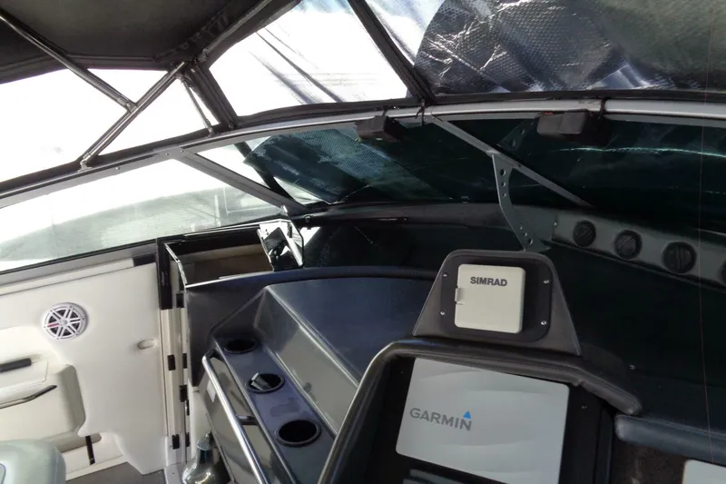 Slide: The Image of Sea Ray 480 Sundancer 1991 - 28