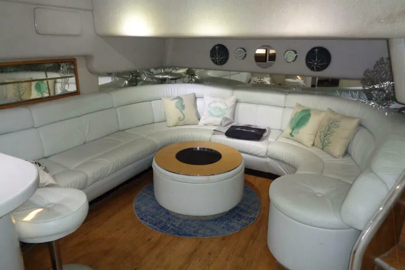 Slide: The Image of Sea Ray 480 Sundancer 1991 - 51