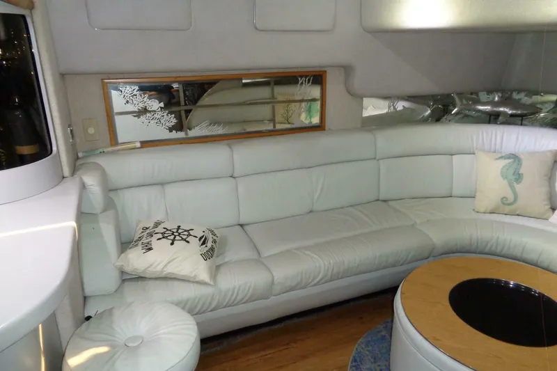 Slide: The Image of Sea Ray 480 Sundancer 1991 - 52