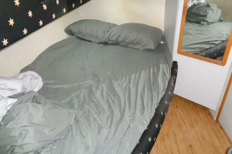 Slide: The Image of Sea Ray 480 Sundancer 1991 - 64