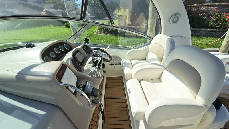 Slide: The Image of Sea Ray 340 Sundancer 2003 - 15