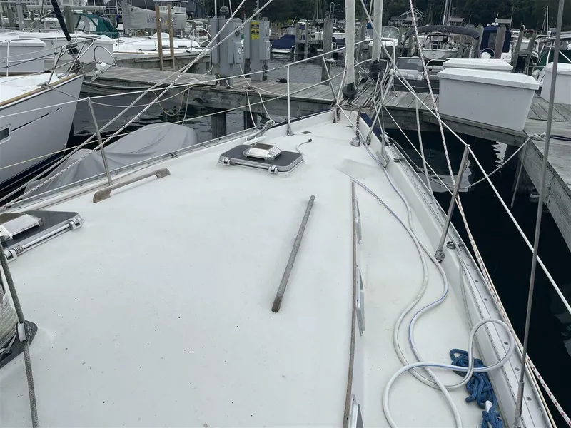Slide: The Image of Bayfield 36 Cutter 1989 - 10