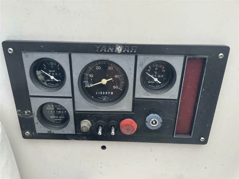 Slide: The Image of Bayfield 36 Cutter 1989 - 13