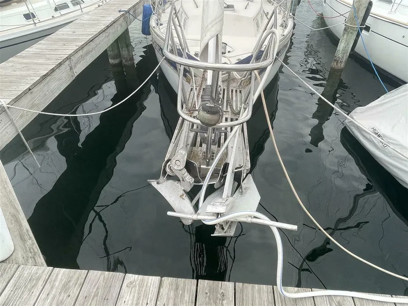 Slide: The Image of Bayfield 36 Cutter 1989 - 5