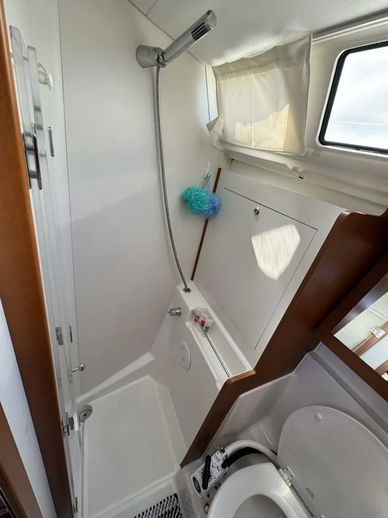 Slide: The Image of Beneteau Oceanis 45 2013 - 21