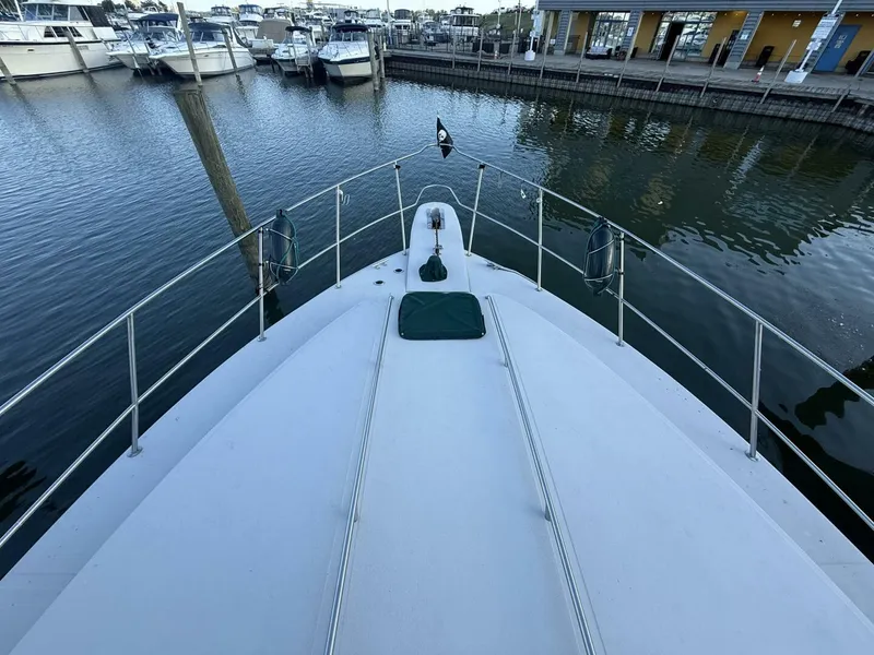Slide: The Image of Sea Ray 415 1988 - 13