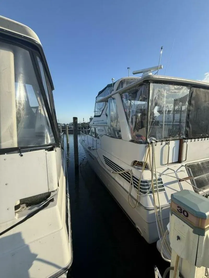 Slide: The Image of Sea Ray 415 1988 - 2
