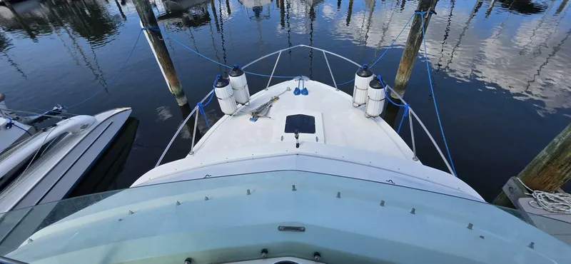 Slide: The Image of Bertram 28 Flybridge 1983 - 11