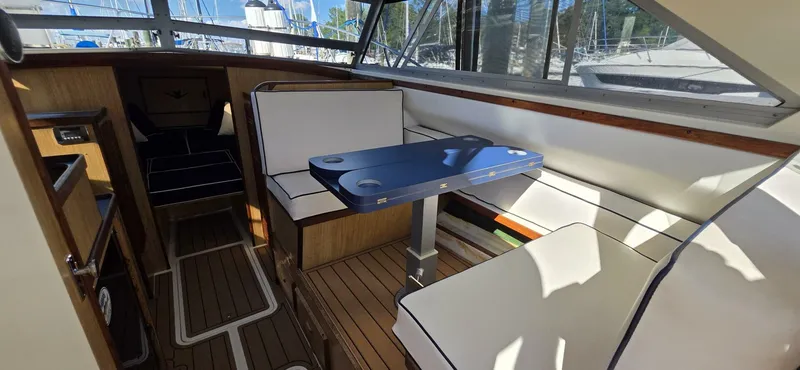 Slide: The Image of Bertram 28 Flybridge 1983 - 15