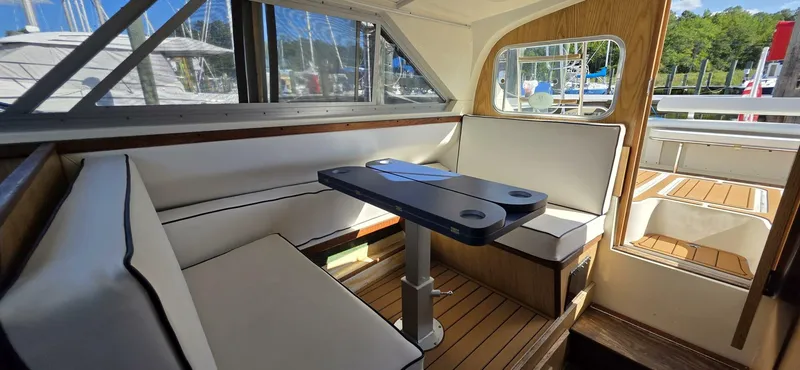 Slide: The Image of Bertram 28 Flybridge 1983 - 16