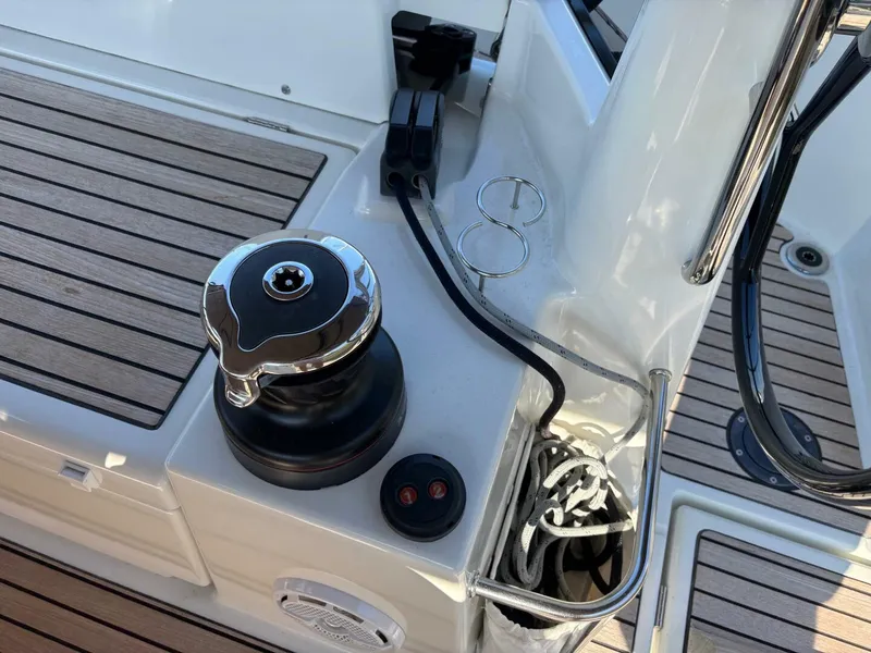 Slide: The Image of Jeanneau Sun Odyssey 440 2021 - 17