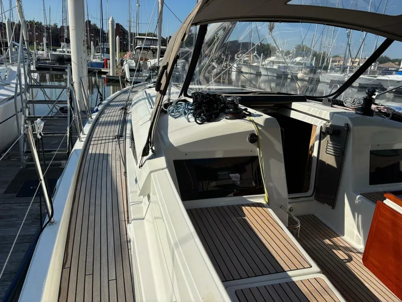 Slide: The Image of Jeanneau Sun Odyssey 440 2021 - 37