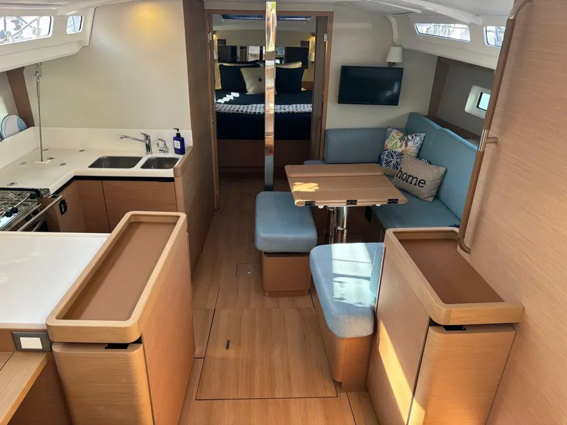 Slide: The Image of Jeanneau Sun Odyssey 440 2021 - 38