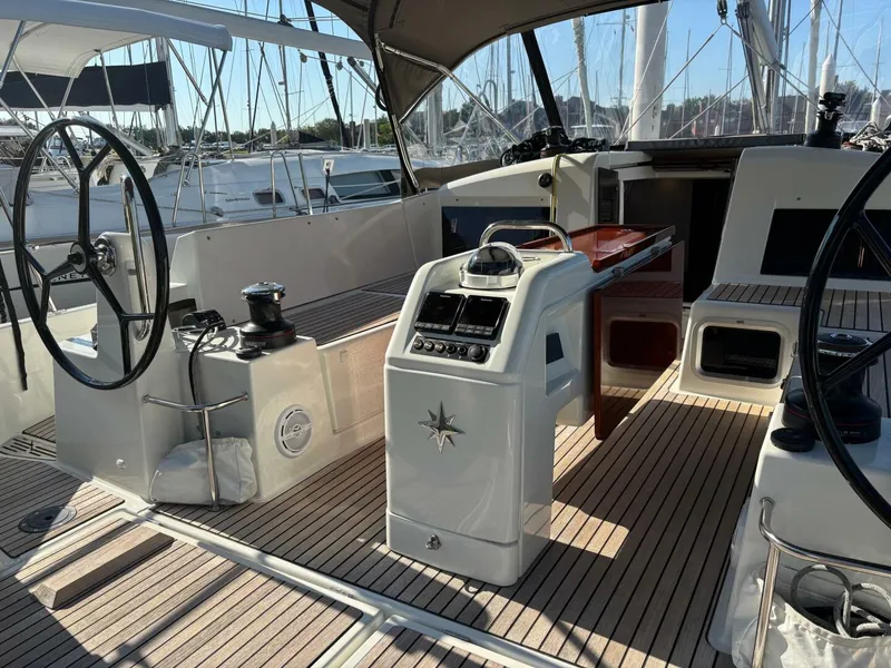 Slide: The Image of Jeanneau Sun Odyssey 440 2021 - 8