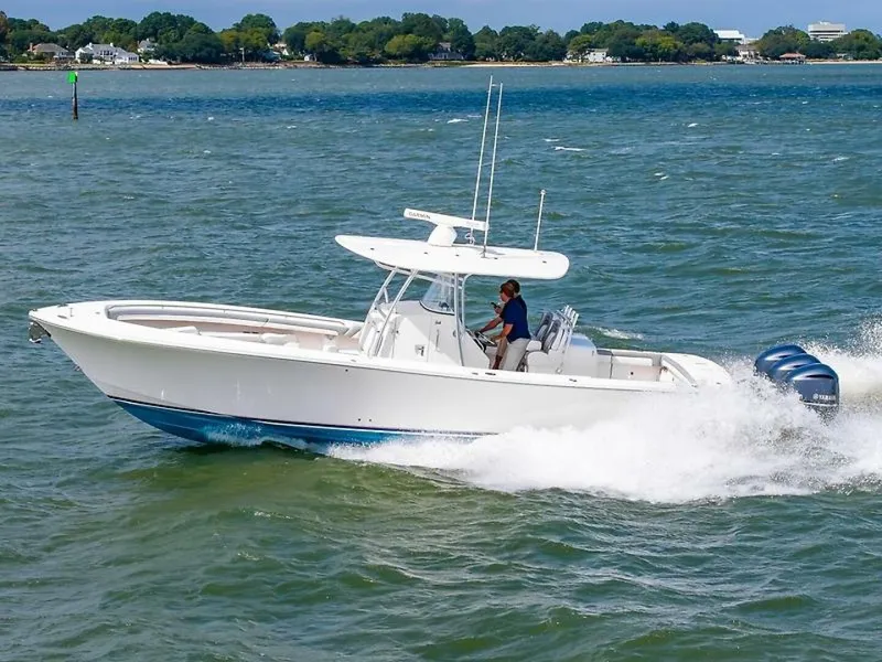 Slide: The Image of Regulator Marine 34 FS 2018 - 27