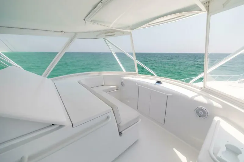 Slide: The Image of Hatteras 60 Convertible 2008 - 25