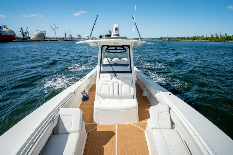 Slide: The Image of Regulator Marine 34 2021 - 16