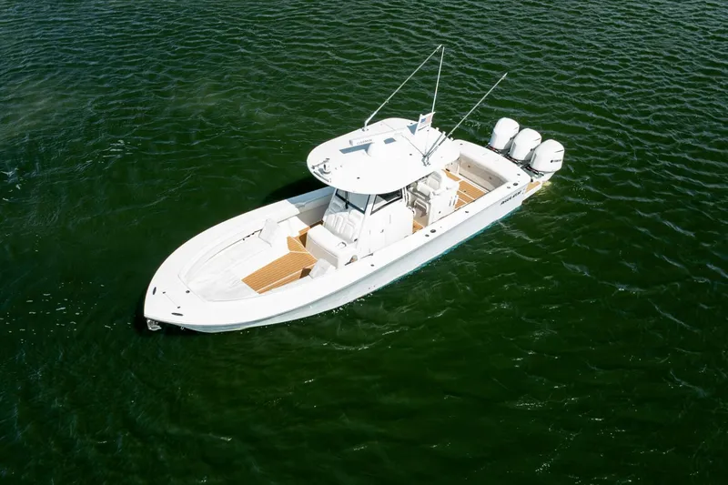 Slide: The Image of Regulator Marine 34 2021 - 4
