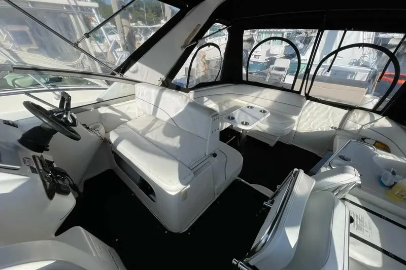 Slide: The Image of Larson Cabrio 330 2001 - 3