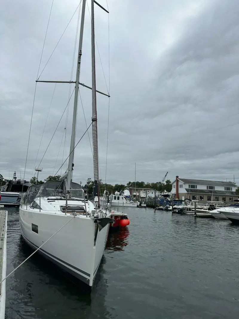 Slide: The Image of Jeanneau 54 2020 - 12