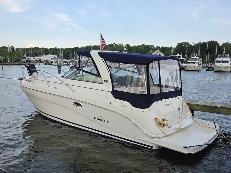 The Image of Rinker 320 Express 2007 - 0