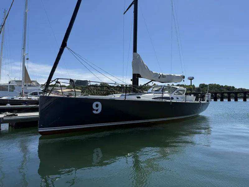 Slide: The Image of J Boats J121 2018 - 2