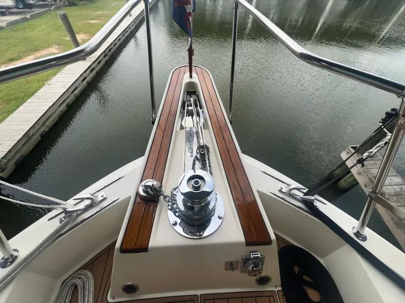 Slide: The Image of Hatteras Motor Yacht 1988 - 12