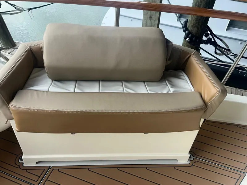 Slide: The Image of Hatteras Motor Yacht 1988 - 14