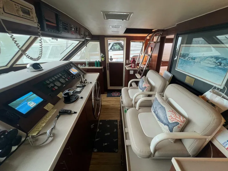 Slide: The Image of Hatteras Motor Yacht 1988 - 58