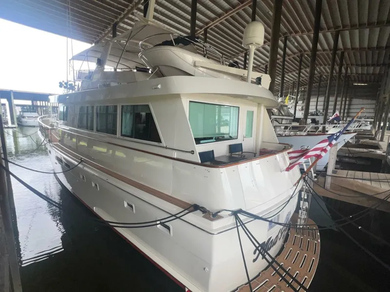 Slide: The Image of Hatteras Motor Yacht 1988 - 6
