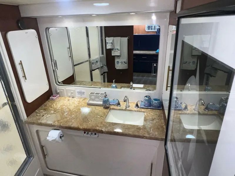 Slide: The Image of Hatteras Motor Yacht 1988 - 84