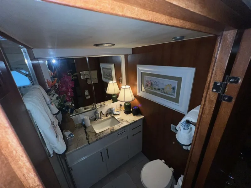 Slide: The Image of Hatteras Motor Yacht 1988 - 91