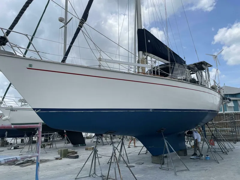 The Image of Catalina 44 Center Cockpit 1988 - 0