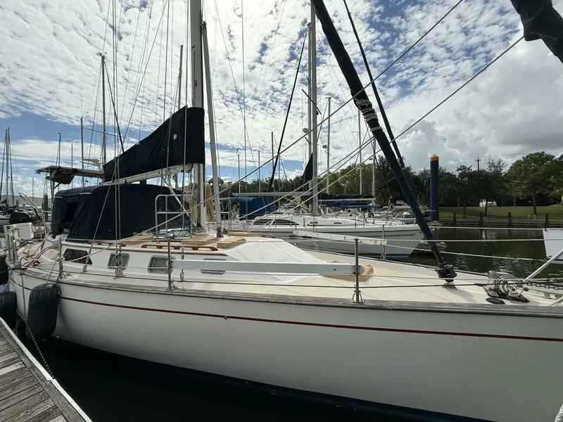 Slide: The Image of Catalina 44 Center Cockpit 1988 - 12