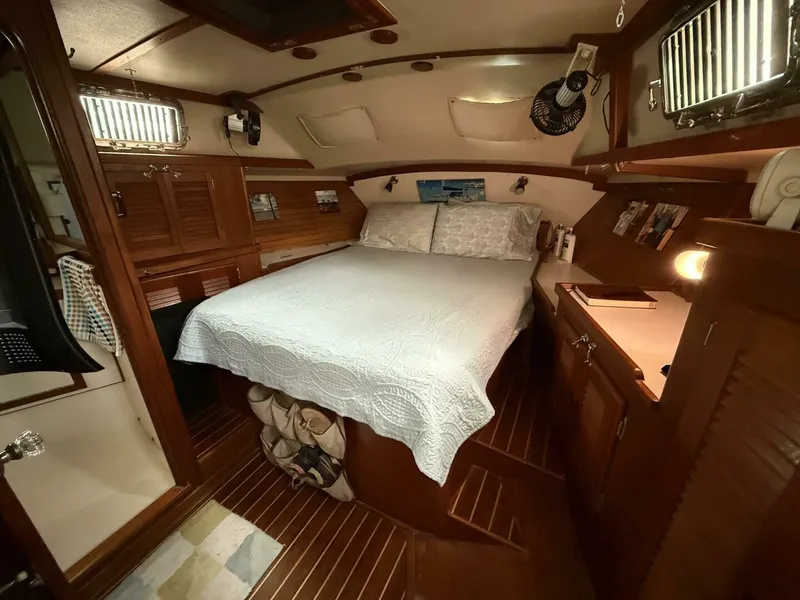 Slide: The Image of Catalina 44 Center Cockpit 1988 - 24