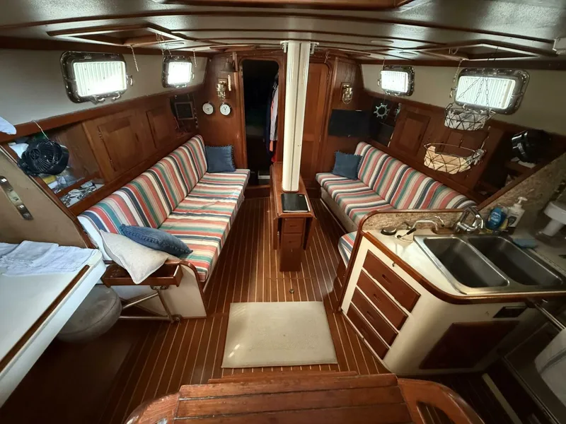 Slide: The Image of Catalina 44 Center Cockpit 1988 - 27