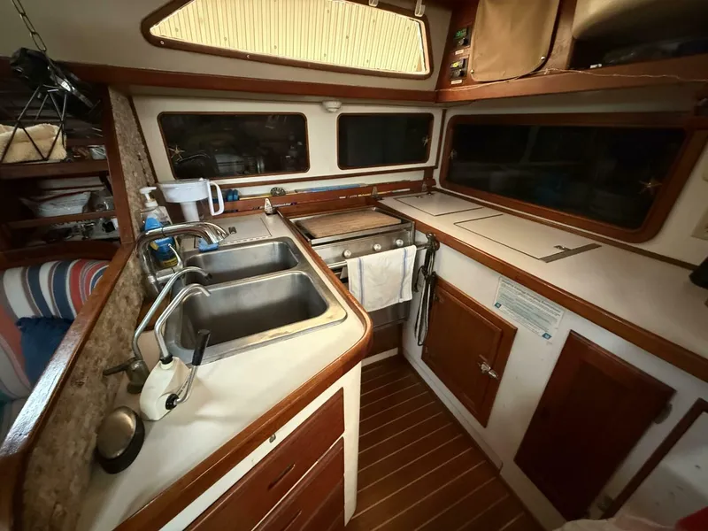 Slide: The Image of Catalina 44 Center Cockpit 1988 - 29