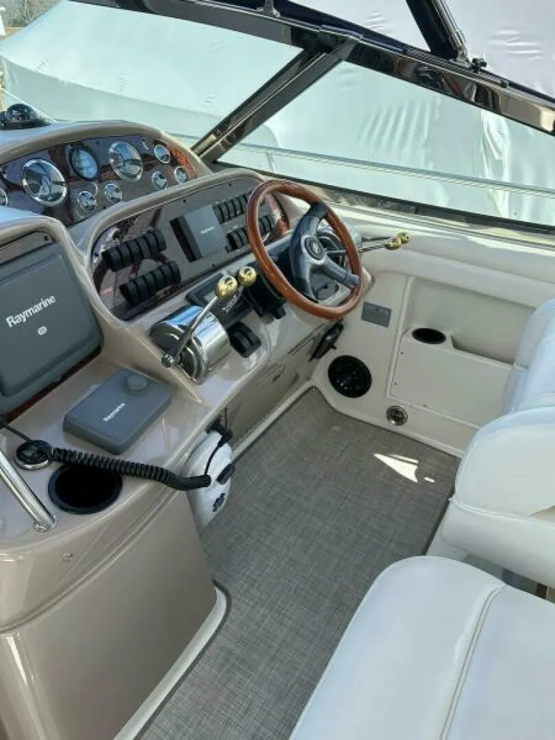 Slide: The Image of Sea Ray 360 Sundancer 2002 - 6