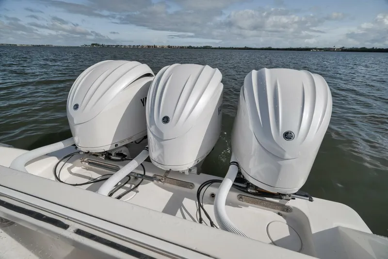 Slide: The Image of Invincible 36 Open Fisherman 2018 - 31