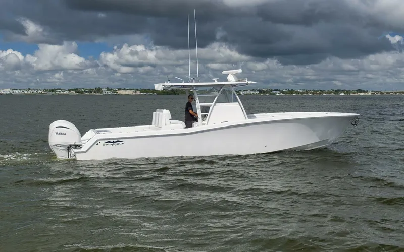 Slide: The Image of Invincible 36 Open Fisherman 2018 - 5