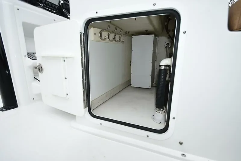 Slide: The Image of Sea Hunt GameFish 27FS 2022 - 19
