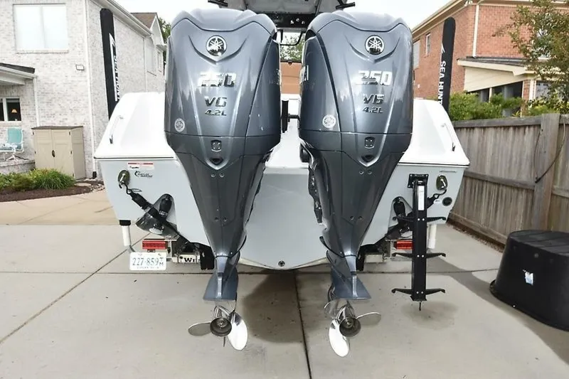 Slide: The Image of Sea Hunt GameFish 27FS 2022 - 4